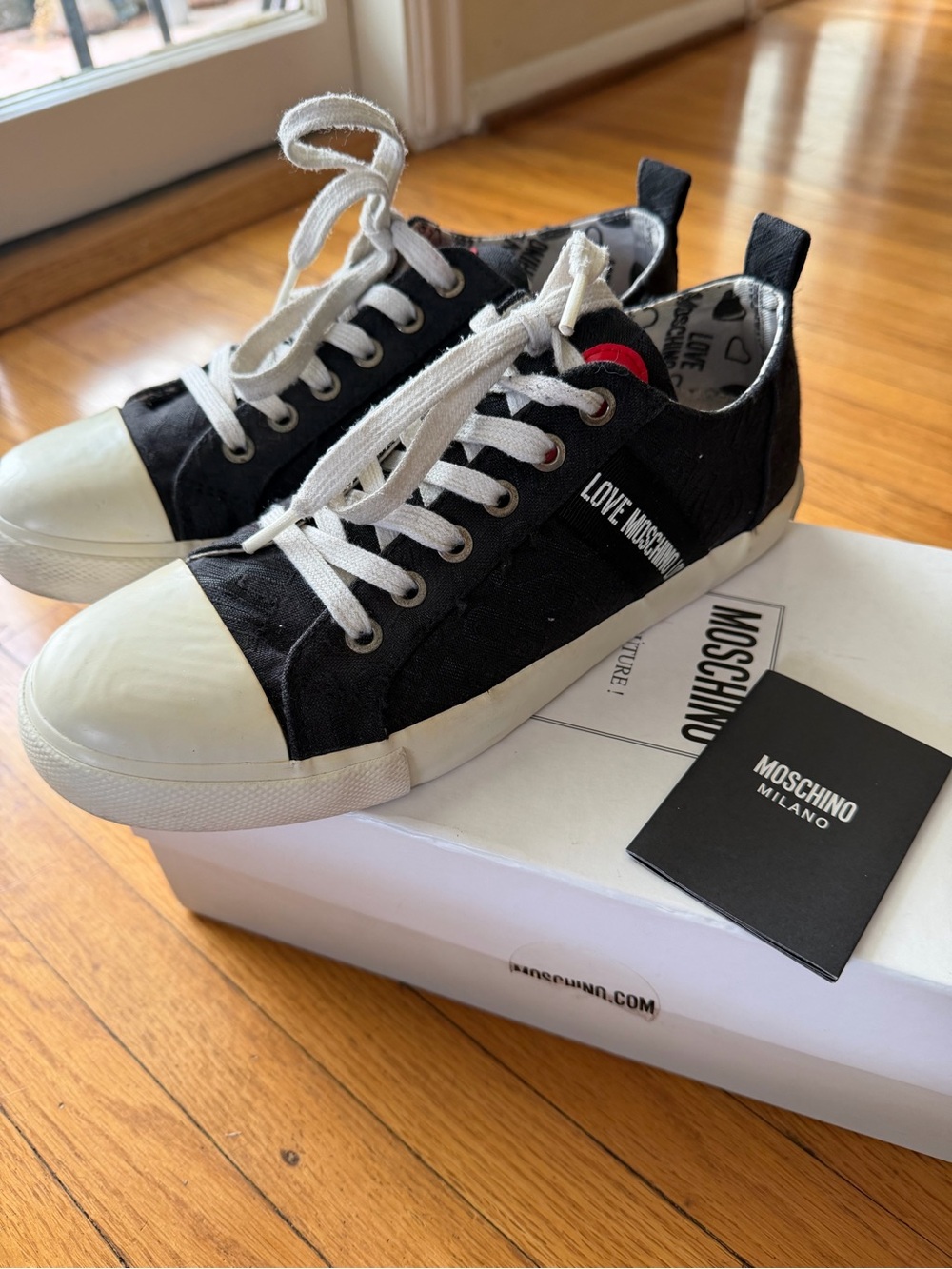 Moschino Embossed Canvas Cap Toe Red Heart Sneakers - Size 8